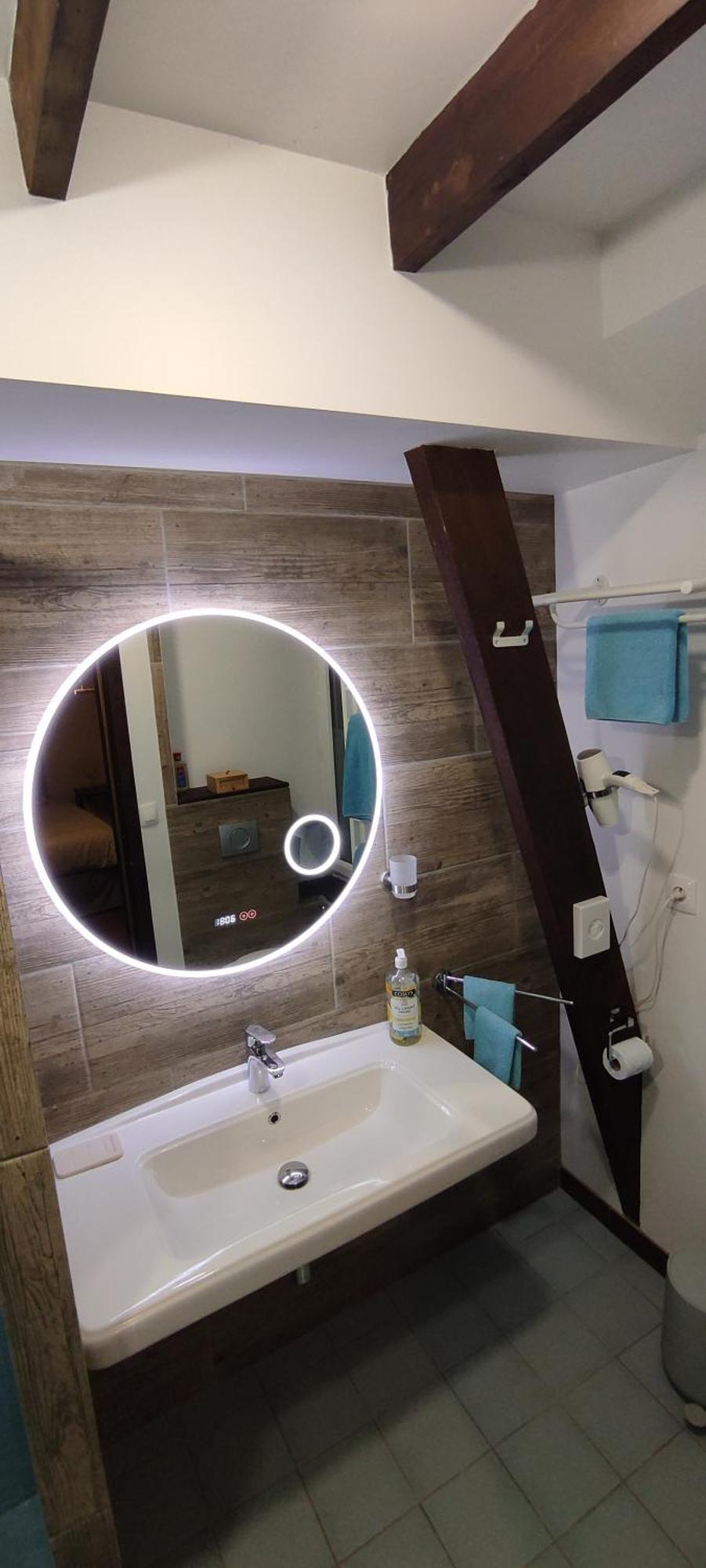 Le Petit Moulin Rouge, B&B, Sdb En-Suite, Parking Prive Gratuit Бовуар Екстер'єр фото